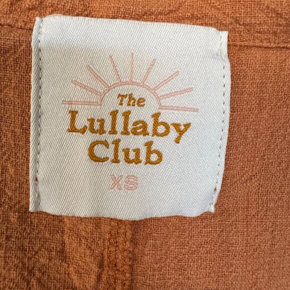 The Lullaby Club Bat Wing Dolman Sleeve Button Up Oversized Top in Clay Size XS - Picture 9 of 10